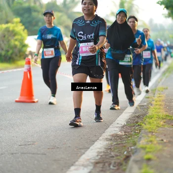Runner Photo 4739691