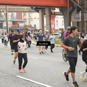 Runner Photo 4740025