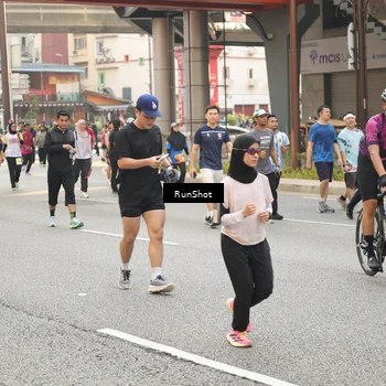 Runner Photo 4740049