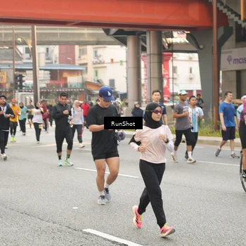 Runner Photo 4740068