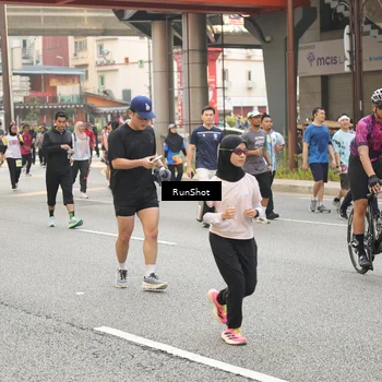 Runner Photo 4740098
