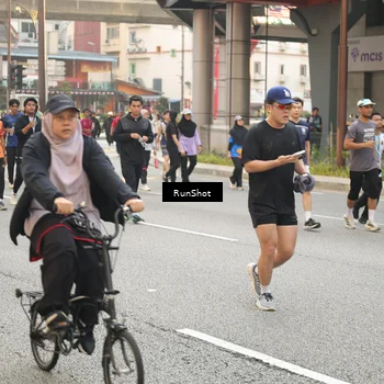 Runner Photo 4740118
