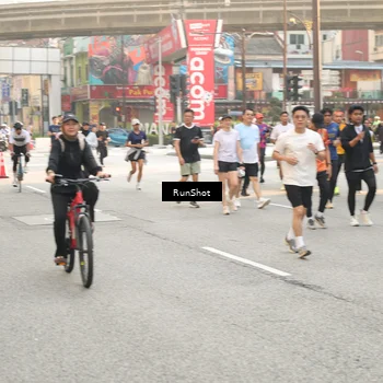 Runner Photo 4740210