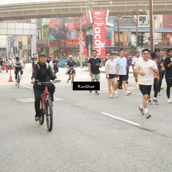 Runner Photo 4740235