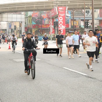 Runner Photo 4740412