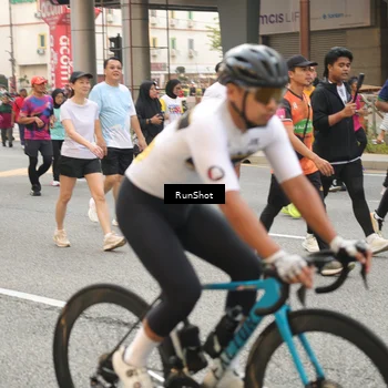 Runner Photo 4740508