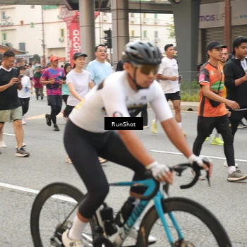 Runner Photo 4740529