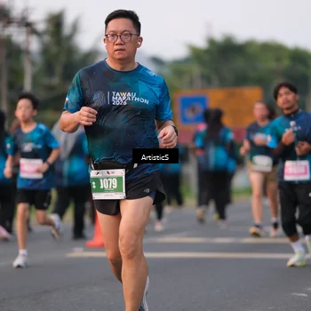 Runner Photo 4740592