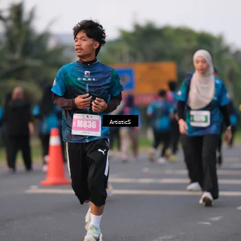 Runner Photo 4740636