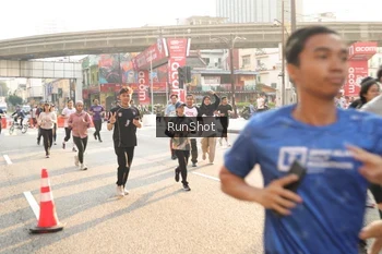 Runner Photo 4741487