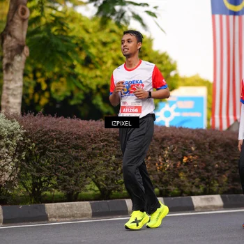 Runner Photo 4742149