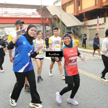Runner Photo 4742396