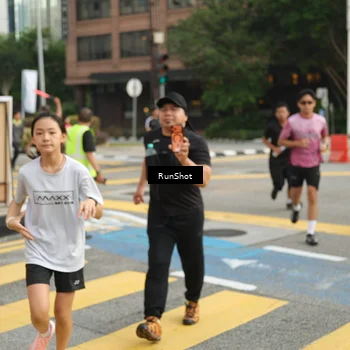 Runner Photo 4742474