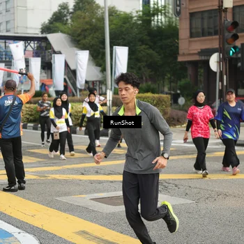 Runner Photo 4742599