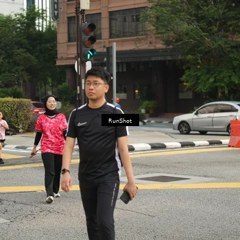 Runner Photo 4742618
