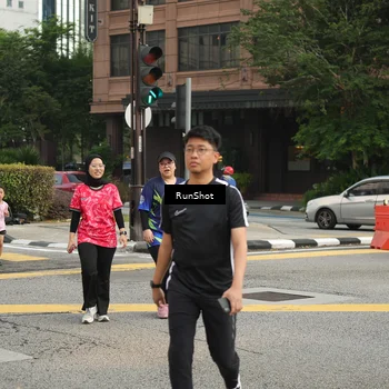 Runner Photo 4742647