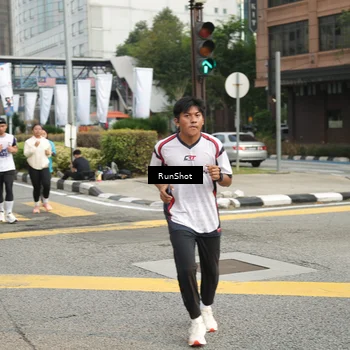 Runner Photo 4742956
