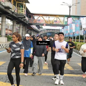 Runner Photo 4743024