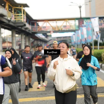 Runner Photo 4743047