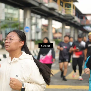 Runner Photo 4743077