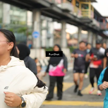Runner Photo 4743087