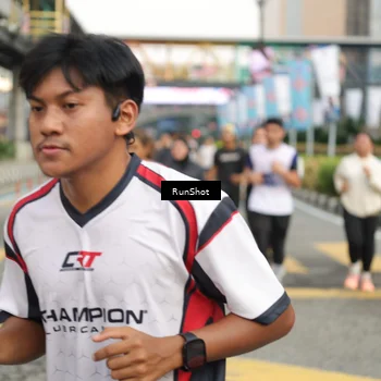Runner Photo 4743132