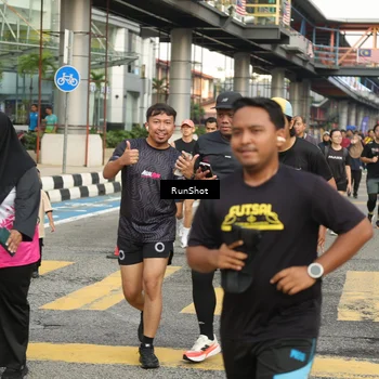 Runner Photo 4743133