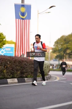 Runner Photo 4743134
