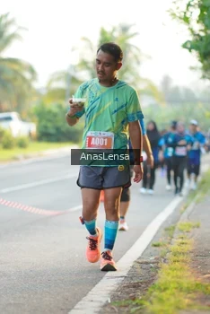 Runner Photo 4743149