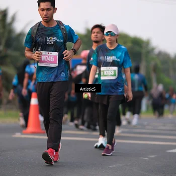 Runner Photo 4743172