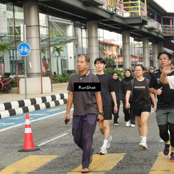 Runner Photo 4743250