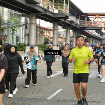 Runner Photo 4743295