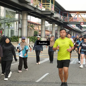 Runner Photo 4743329