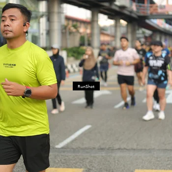 Runner Photo 4743339