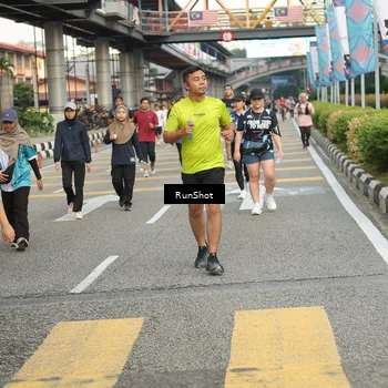 Runner Photo 4743354
