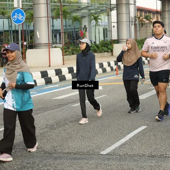 Runner Photo 4743363