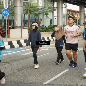 Runner Photo 4743384