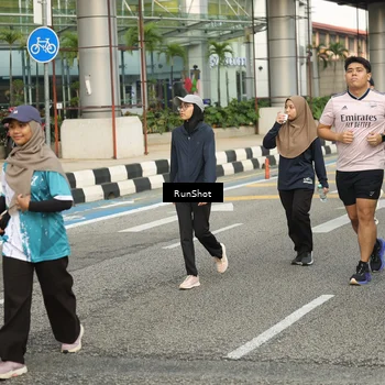 Runner Photo 4743397
