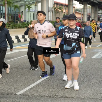 Runner Photo 4743443