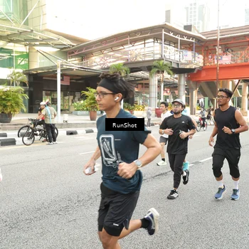 Runner Photo 4743457