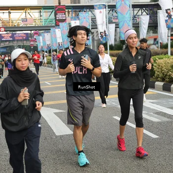 Runner Photo 4743476