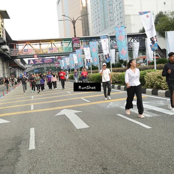 Runner Photo 4743512