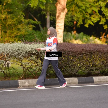 Runner Photo 4743596