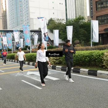 Runner Photo 4743597