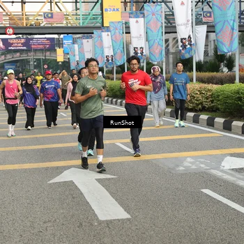 Runner Photo 4743649