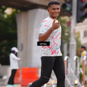 Runner Photo 4743659