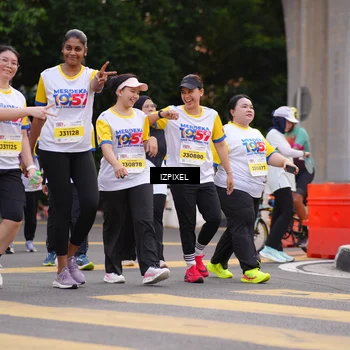 Runner Photo 4743665