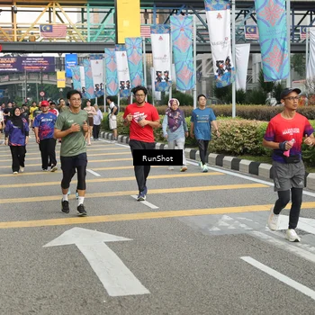 Runner Photo 4743669