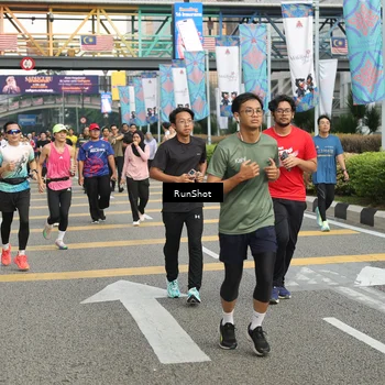 Runner Photo 4743724
