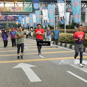 Runner Photo 4743745